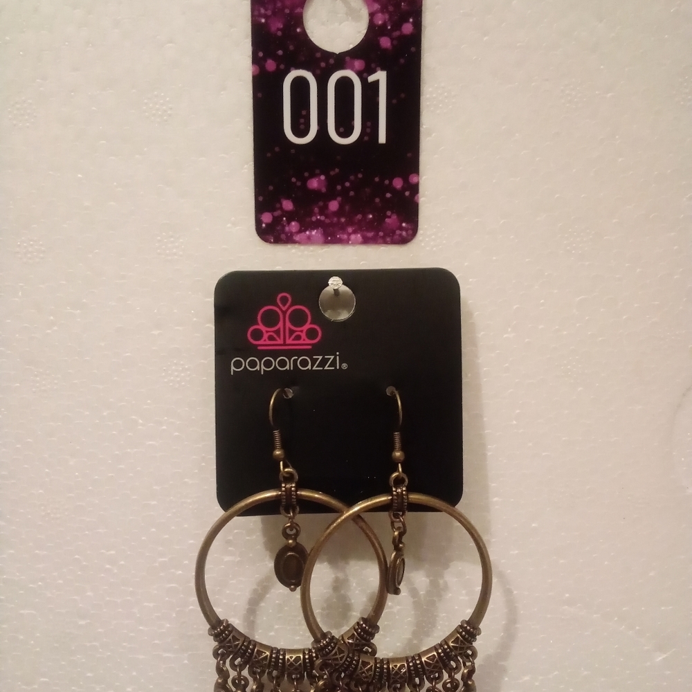 Jewelry - Picture 2 of 16